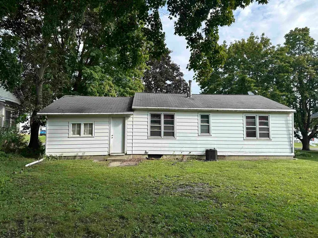 $67,000 | 627 West Homer Street, Freeport, IL 61032