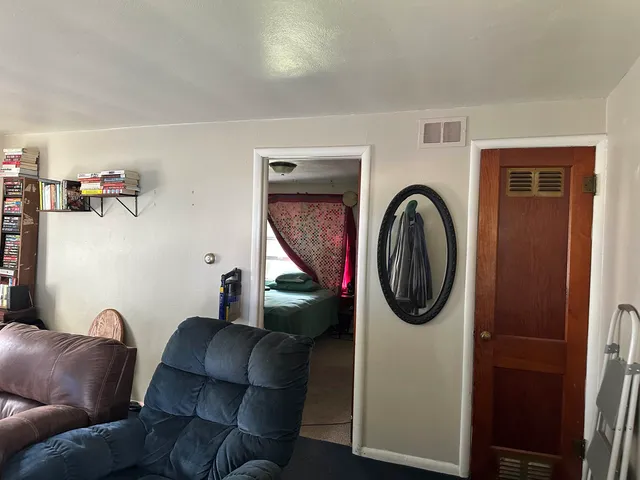 $67,000 | 627 West Homer Street, Freeport, IL 61032