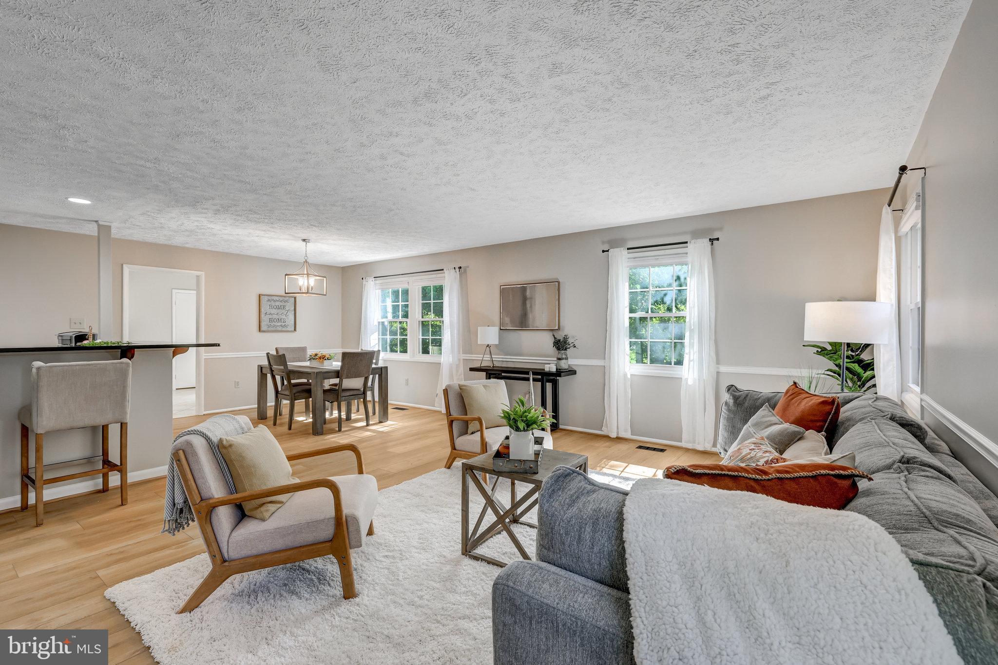 13154 Morning Spring Lane Fairfax, VA 22033 - Photo 5 of 38 Living and Dining Room