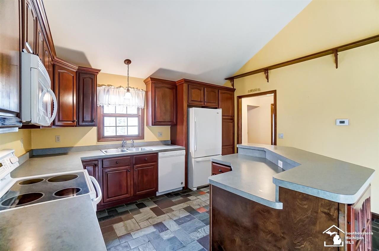 14799 Borso Drive Milan, MI 48160 - Photo 17 of 49