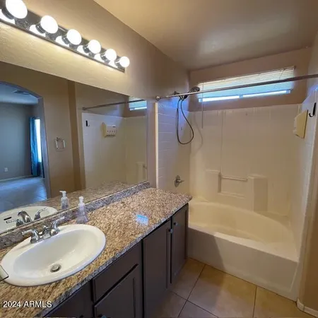 $1,750 | 6324 North 79th Lane, Glendale, AZ 85303