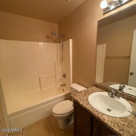 $1,750 | 6324 North 79th Lane, Glendale, AZ 85303
