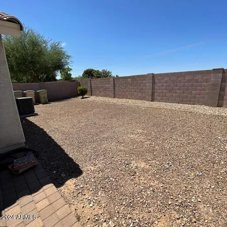 $1,750 | 6324 North 79th Lane, Glendale, AZ 85303