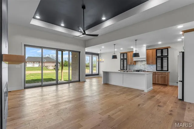 $694,900 | 1614 Warren Lake Drive, Jackson, MO 63755