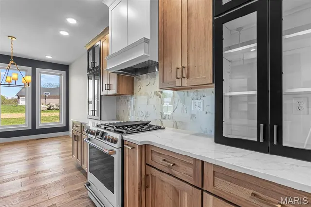 $694,900 | 1614 Warren Lake Drive, Jackson, MO 63755