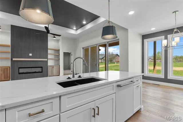 $694,900 | 1614 Warren Lake Drive, Jackson, MO 63755