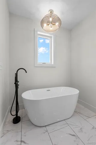 $694,900 | 1614 Warren Lake Drive, Jackson, MO 63755