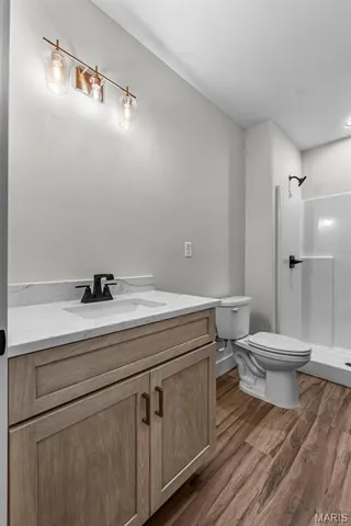 $694,900 | 1614 Warren Lake Drive, Jackson, MO 63755