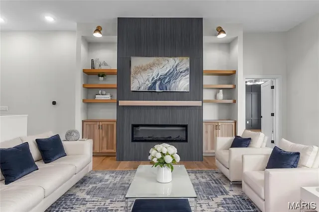 $694,900 | 1614 Warren Lake Drive, Jackson, MO 63755