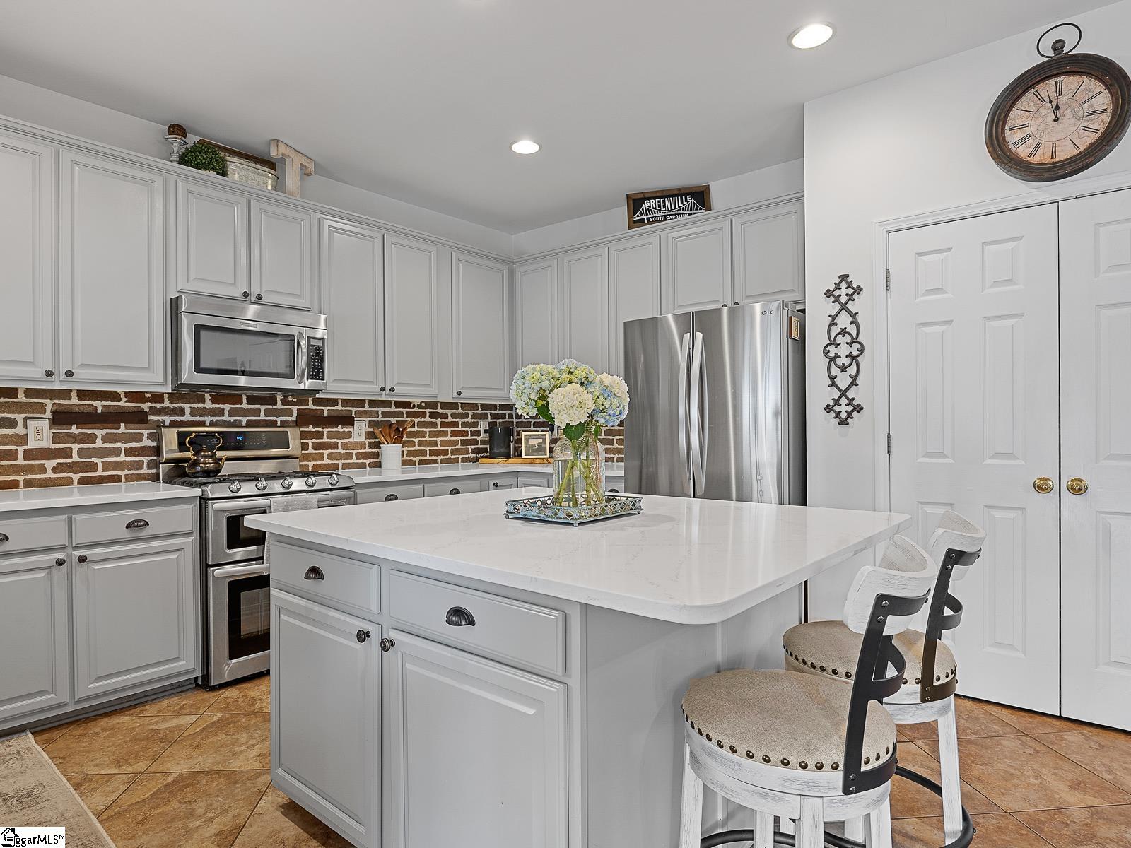 3 Dothan Court Greenville, SC 29607 - Photo 8 of 36 Gallery Image 8