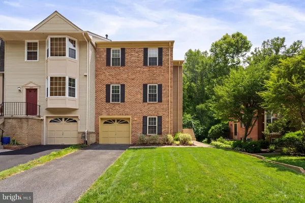 $3,100 | 7867 Wintercress Lane, Springfield, VA 22152