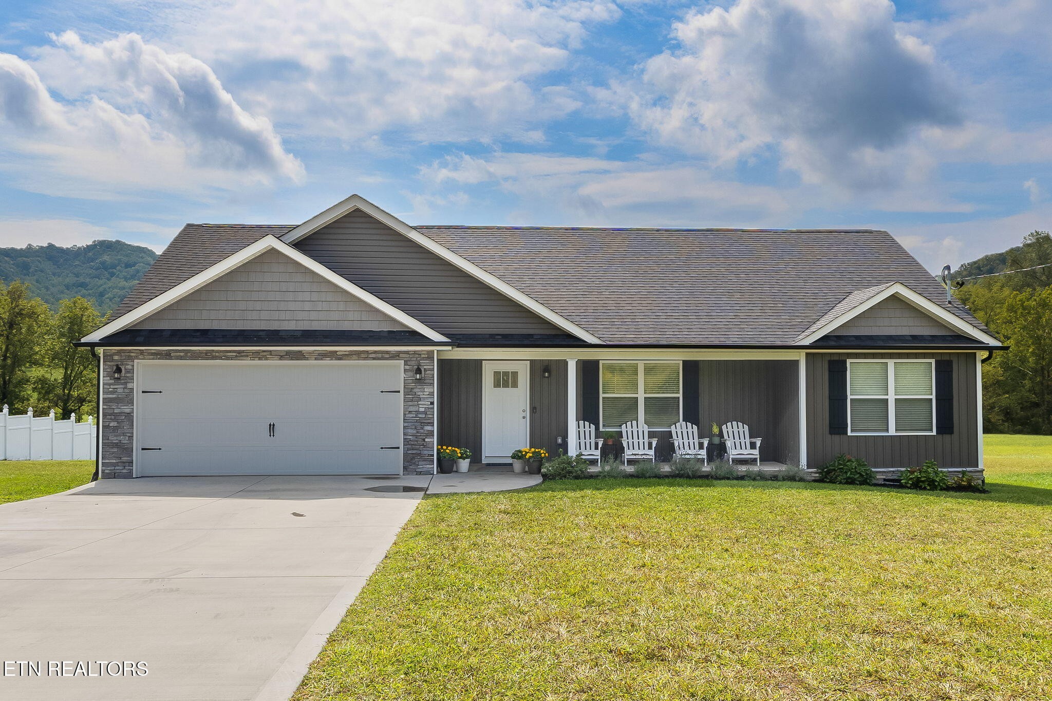 302 Luttrell Road Maynardville, TN 37807 - Photo 1 of 41 Gallery Image 1