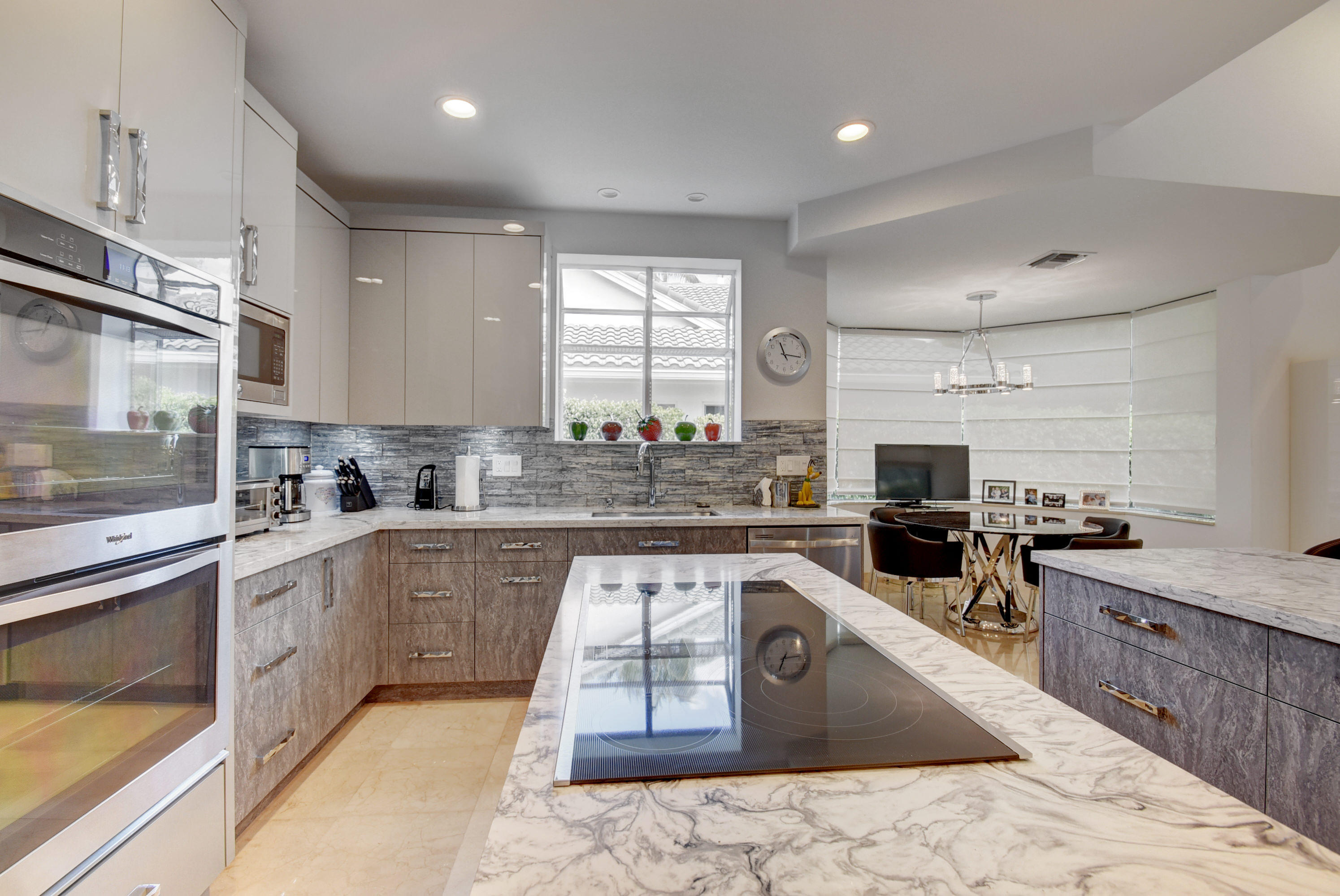5672 Northwest 23rd Way Boca Raton, FL 33496 - Photo 4 of 27 Kitchen - 3