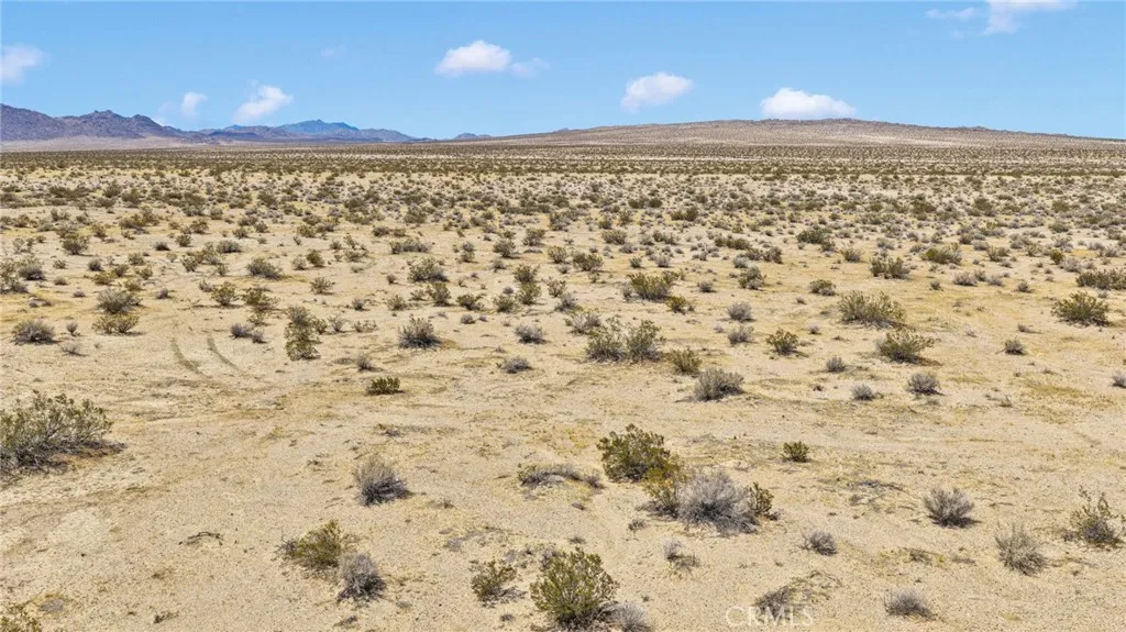 1 Paddington Road Lucerne Valley, CA 92356 - Photo 9 of 14