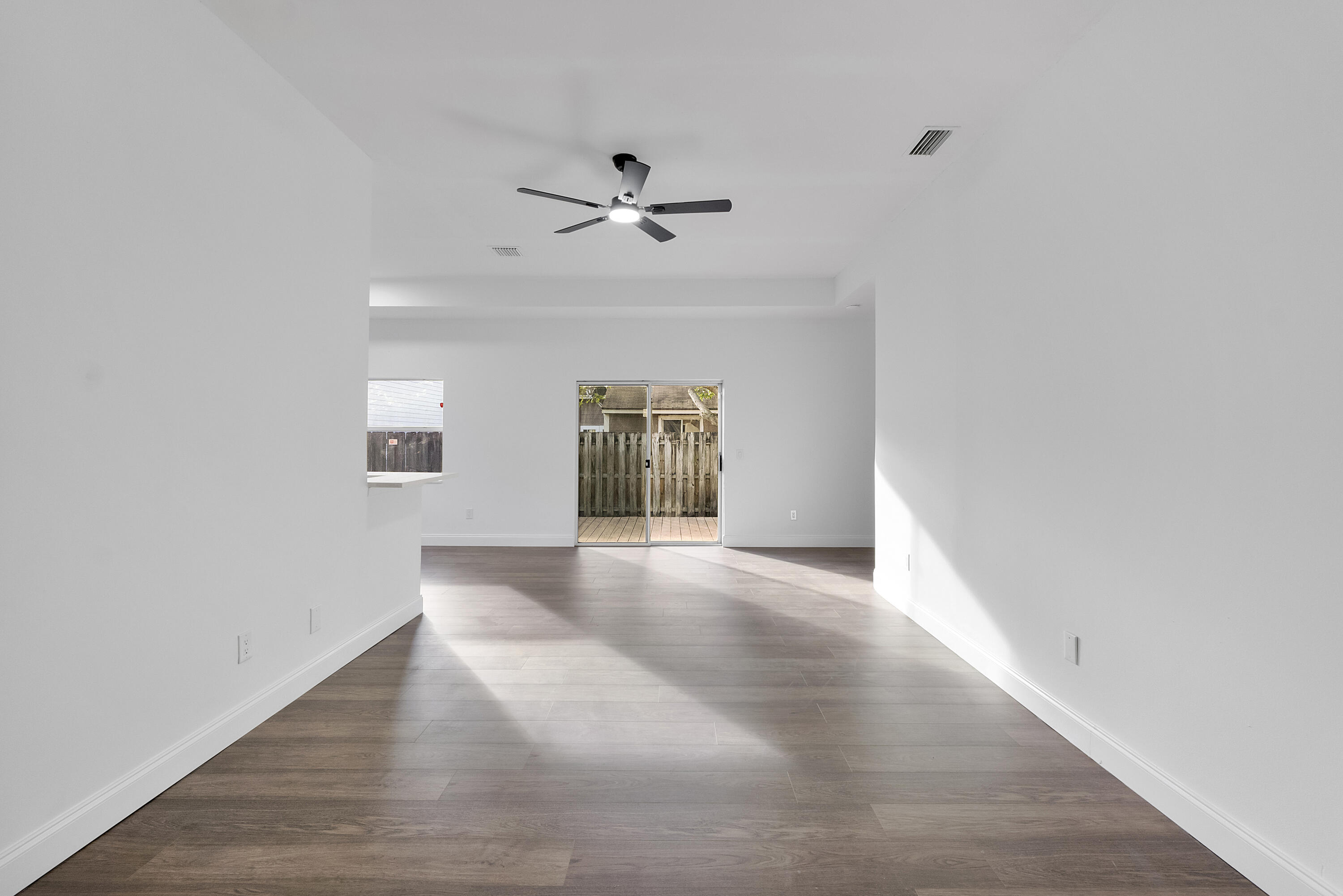 1410 Southwest 85th Avenue Pembroke Pines, FL 33025 - Photo 15 of 39 1410 Sw 85th Ave_009