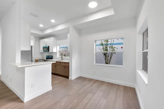 $460,000 | 1410 Southwest 85th Avenue, Pembroke Pines, FL 33025