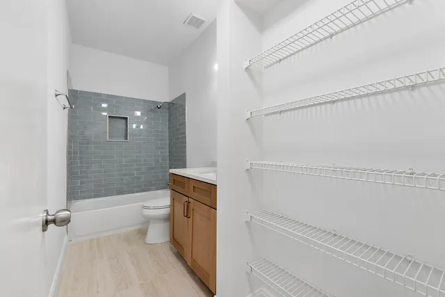 $460,000 | 1410 Southwest 85th Avenue, Pembroke Pines, FL 33025