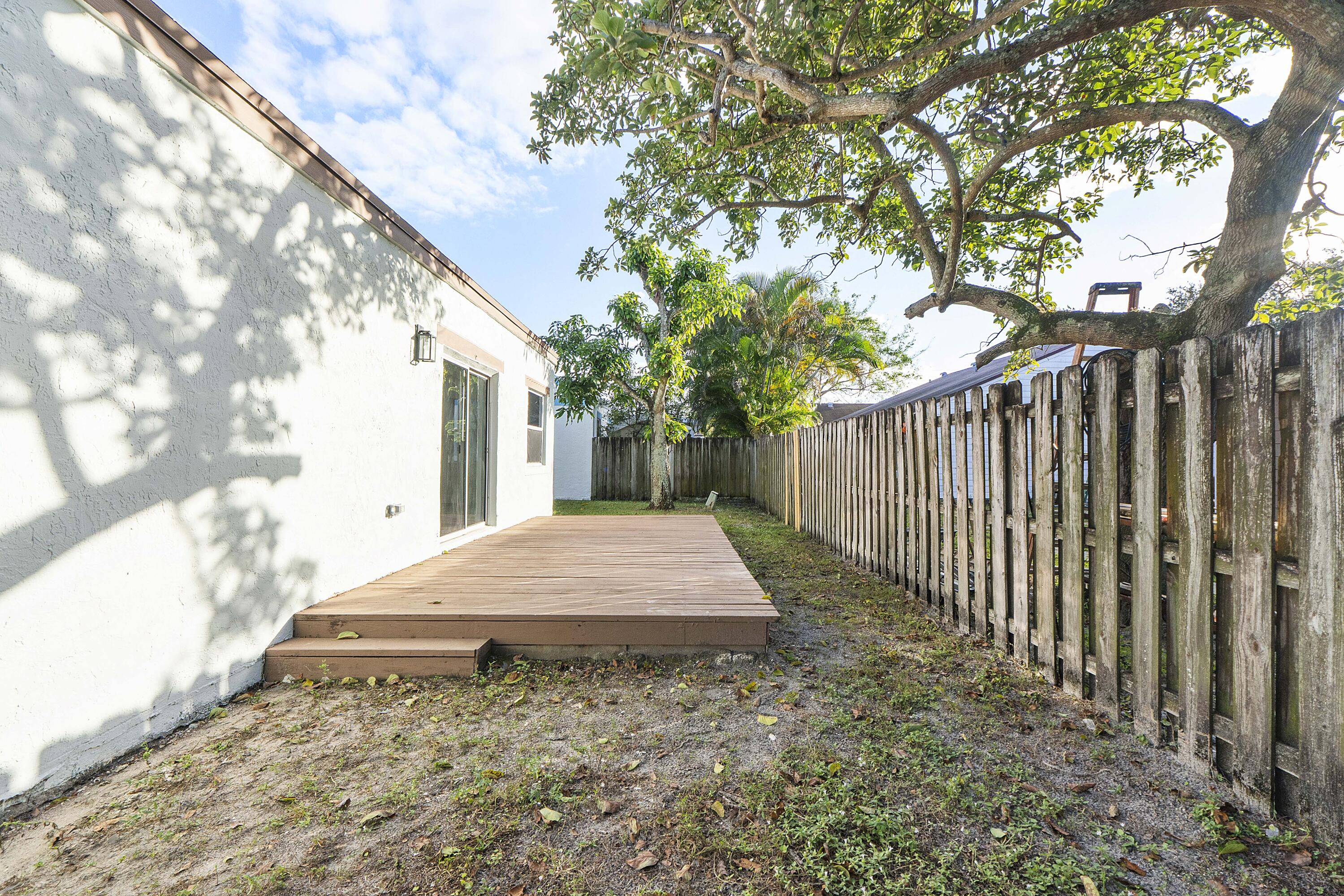 1410 Southwest 85th Avenue Pembroke Pines, FL 33025 - Photo 30 of 39 1410 Sw 85th Ave_026