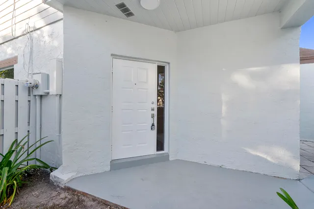 $460,000 | 1410 Southwest 85th Avenue, Pembroke Pines, FL 33025