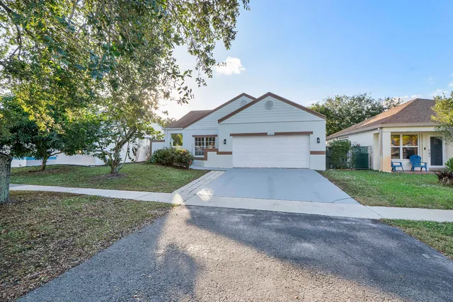 $460,000 | 1410 Southwest 85th Avenue, Pembroke Pines, FL 33025