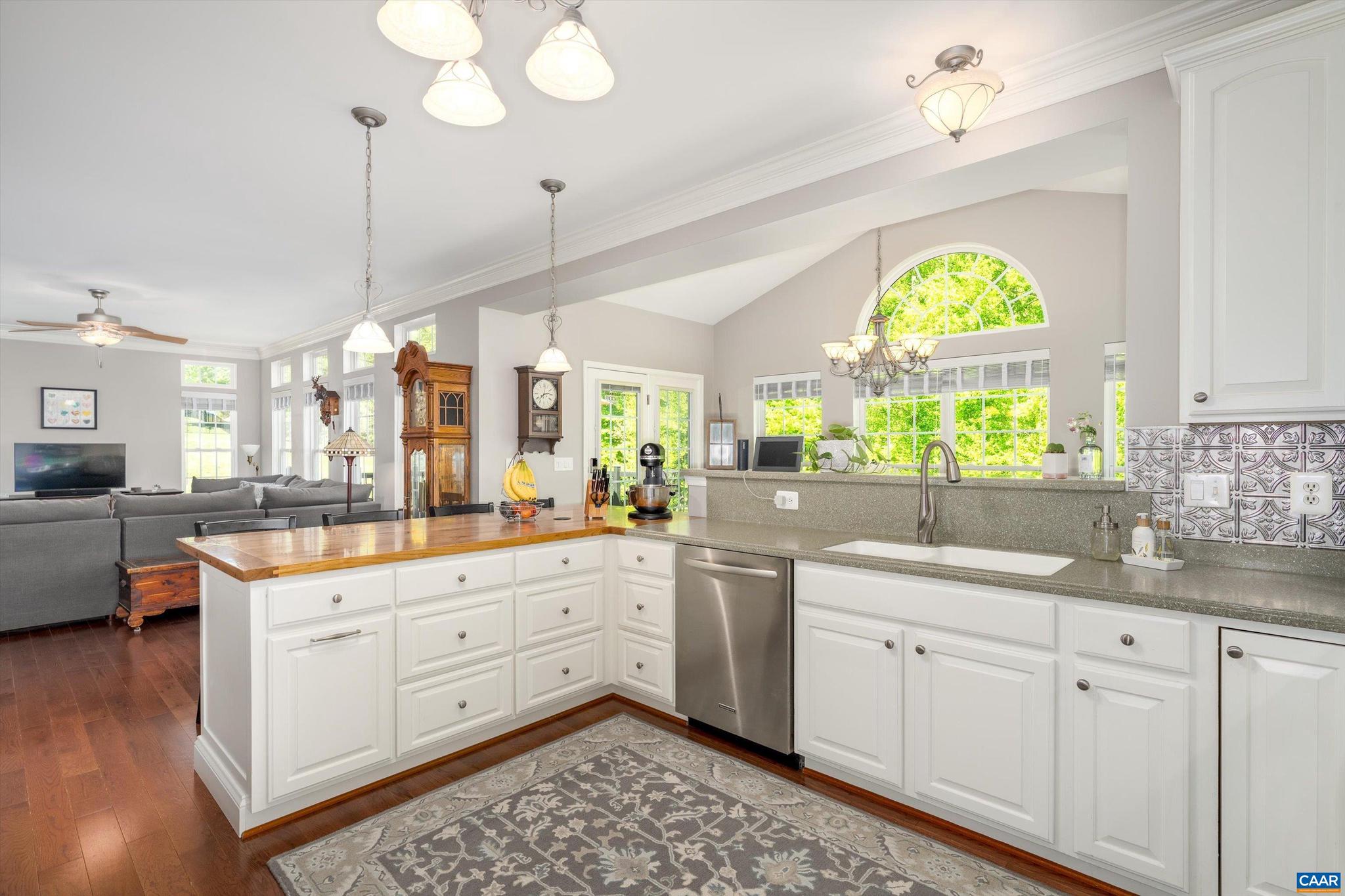 5366 Park Road Crozet, VA 22932 - Photo 21 of 61 Gallery Image 21