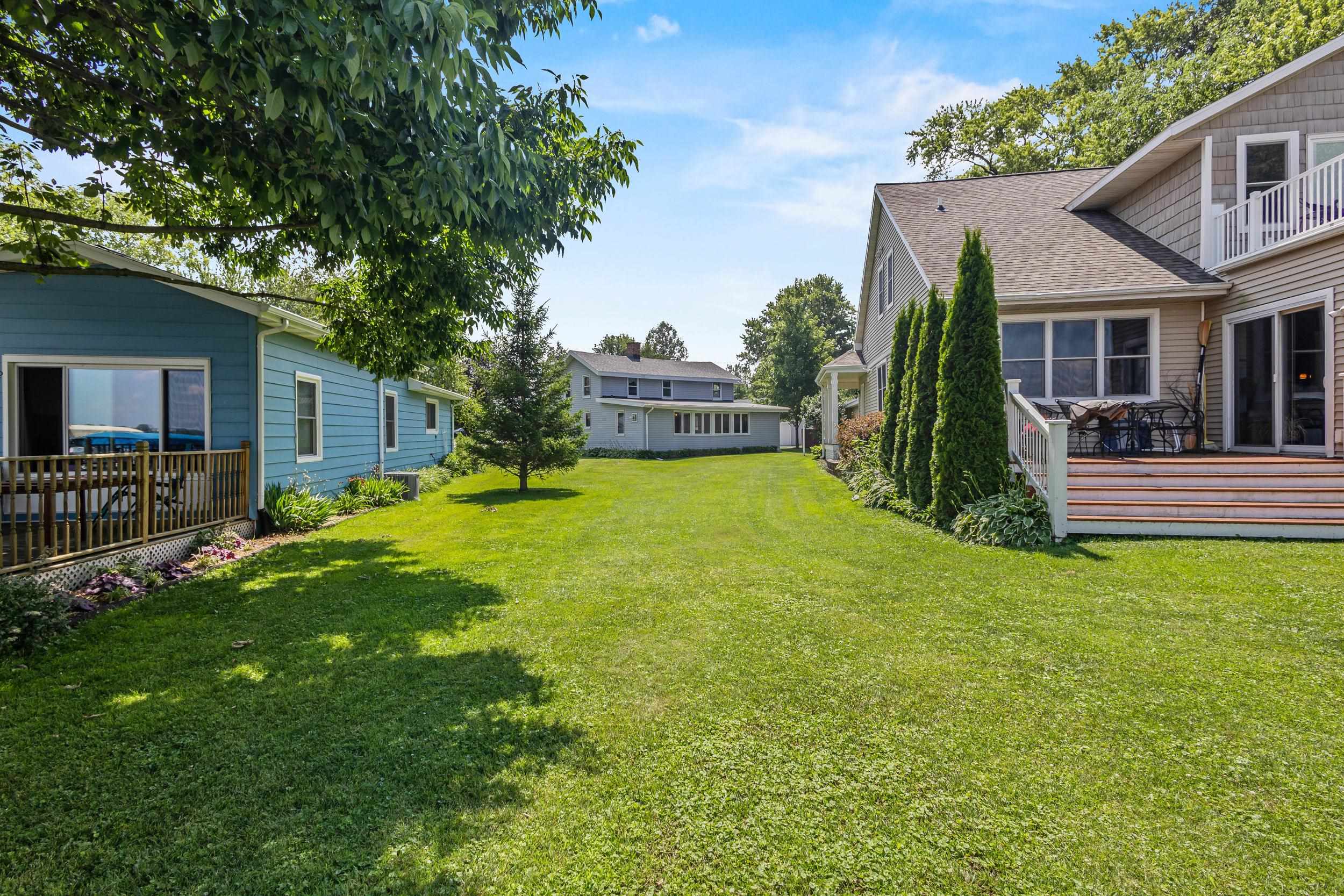 5904 Lake Edge Road McFarland, WI 53558 - Photo 37 of 49