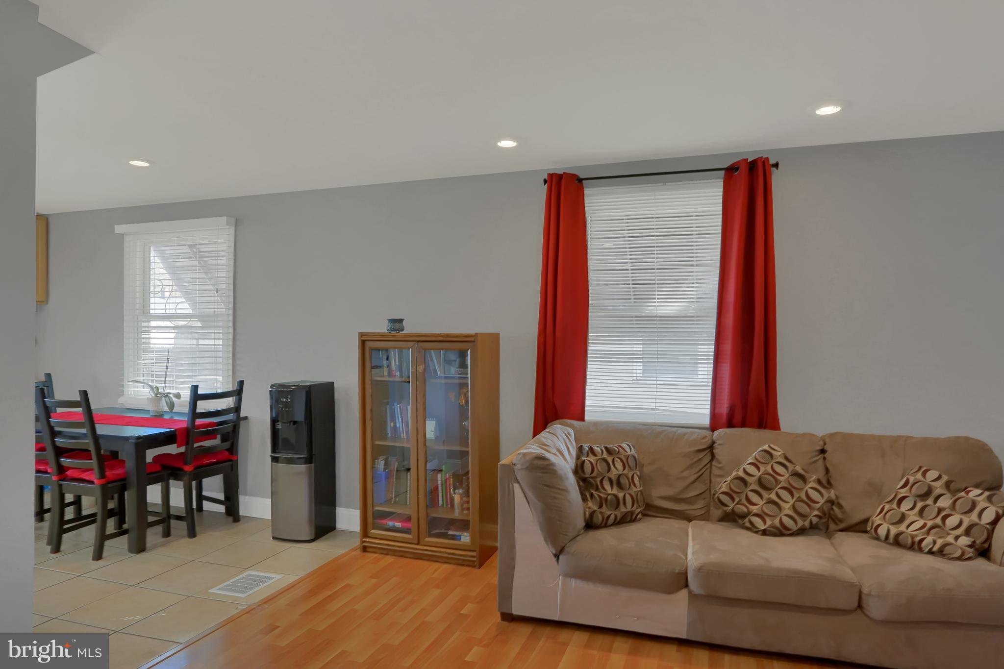 8224 Longpoint Road Baltimore, MD 21222 - Photo 15 of 38