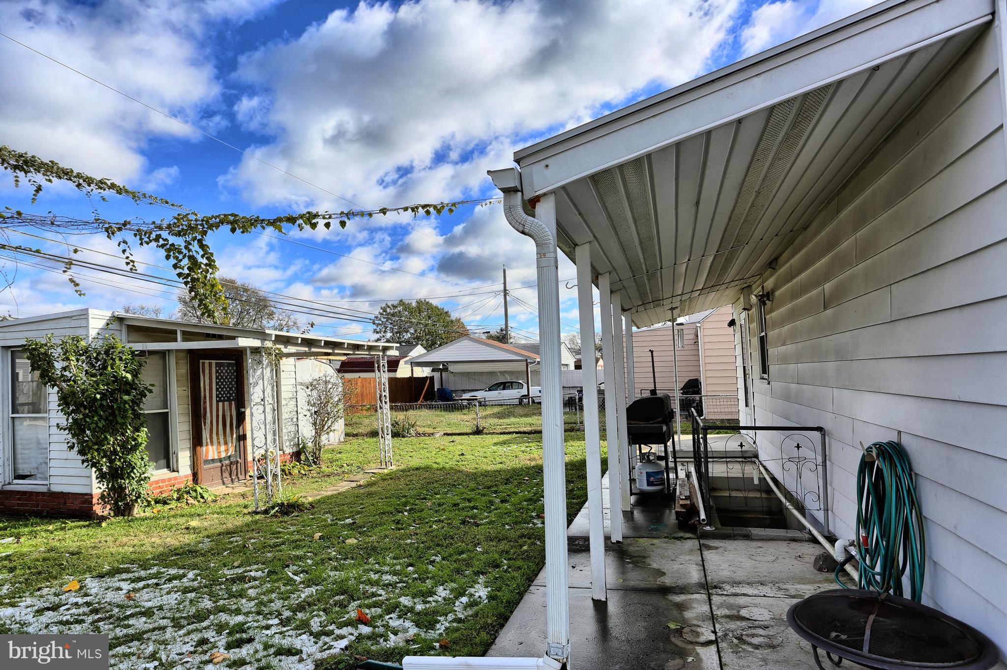 8224 Longpoint Road Baltimore, MD 21222 - Photo 8 of 38