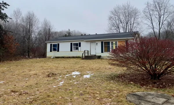 $213,400 | 9854 Mason Drive, Grant, MI 49327
