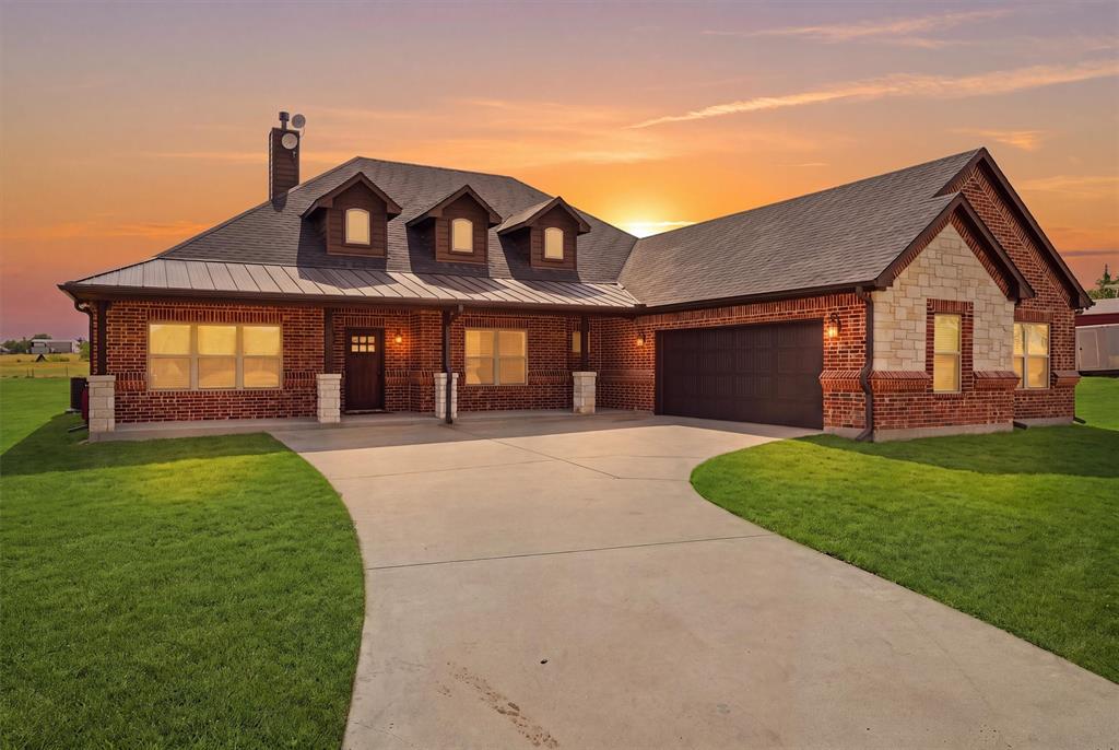 12138 Marion Road Sanger, TX 76266 - Photo 8 of 40 Gallery Image 8