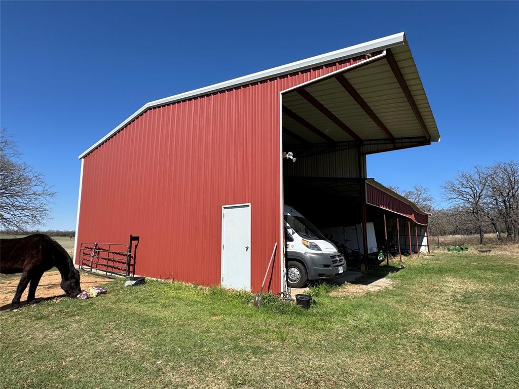 986 County Road 1785 Sunset, TX 76270 - Photo 16 of 23