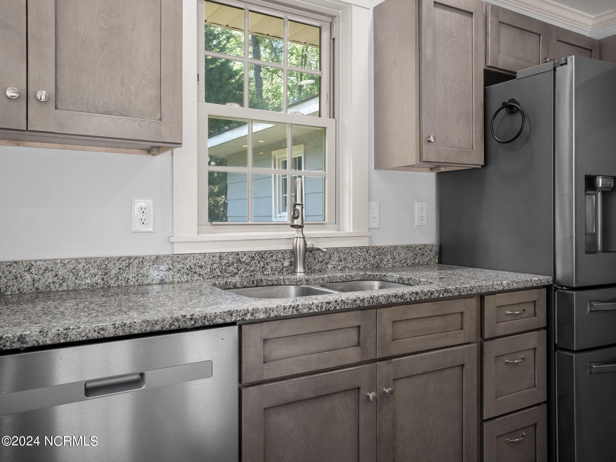 212 Horseshoe Loop Road Burgaw, NC 28425 - Photo 14 of 51 29-web-or-mls-P4240205