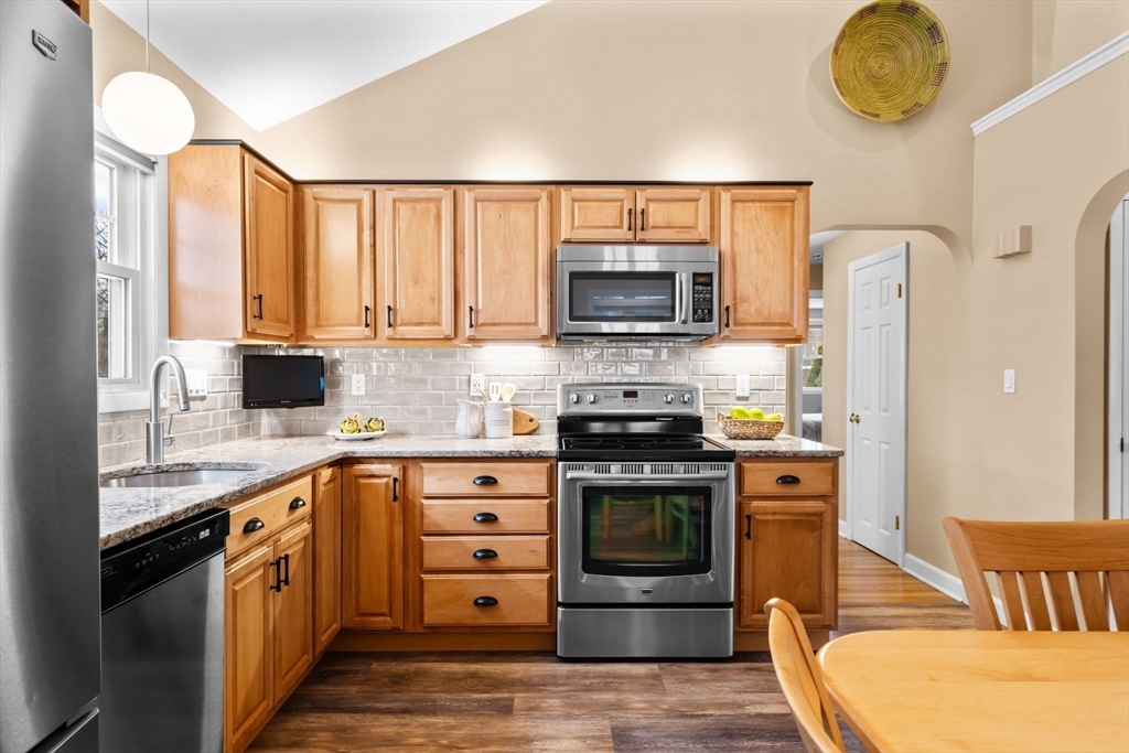 2 Locust Circle Woburn, MA 01801 - Photo 12 of 40 Gallery Image 12