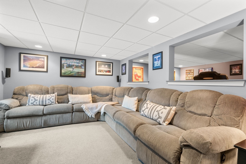 2 Locust Circle Woburn, MA 01801 - Photo 23 of 40 Gallery Image 23