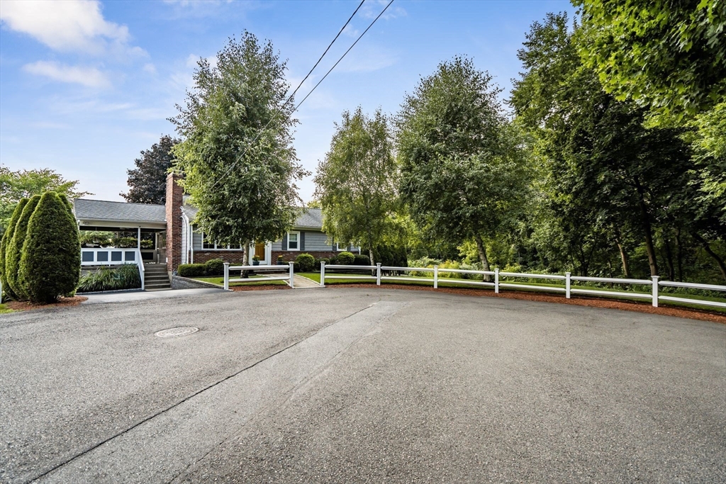 2 Locust Circle Woburn, MA 01801 - Photo 37 of 40 Gallery Image 37