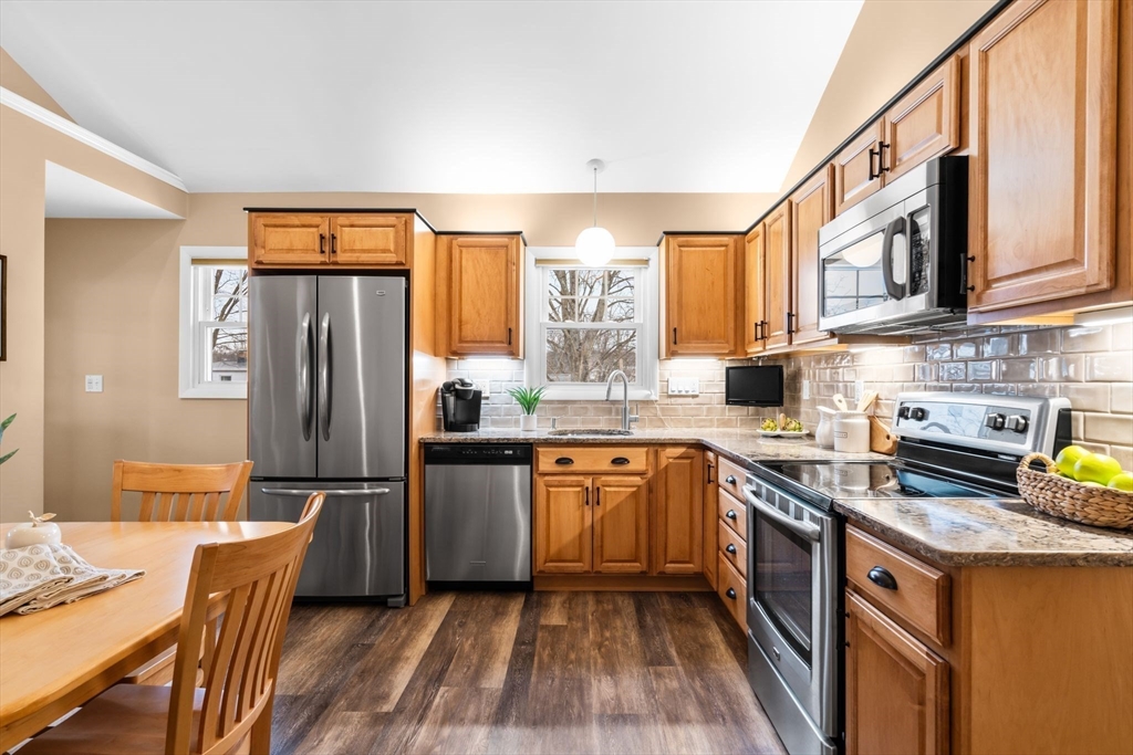 2 Locust Circle Woburn, MA 01801 - Photo 10 of 40 Gallery Image 10