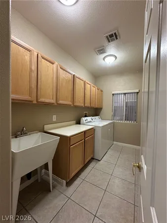 $2,995 | 2596 Mizzoni Circle, Henderson, NV 89052