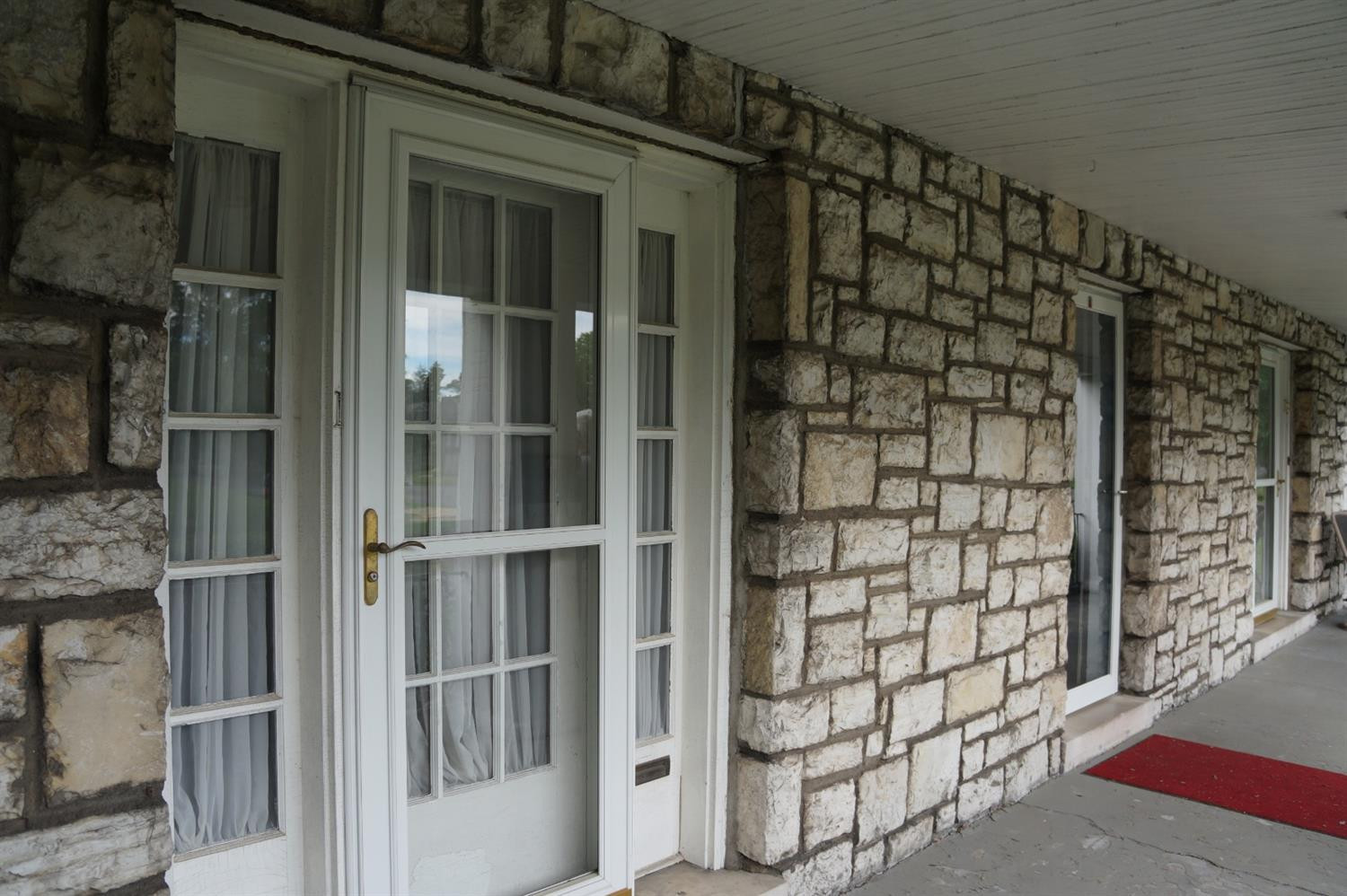 1409 Fontaine Road Lexington, KY 40502 - Photo 8 of 69 Listing Photo