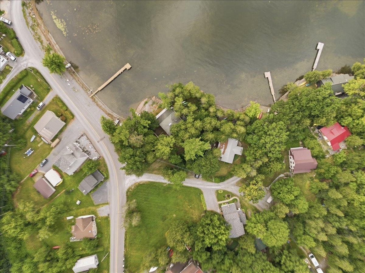 285 E Road Ferrisburgh, VT 05473 - Photo 2 of 60