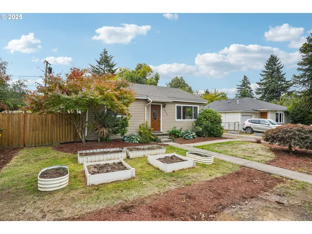 $439,900 | 8416 Northeast Wygant Street, Portland, OR 97220