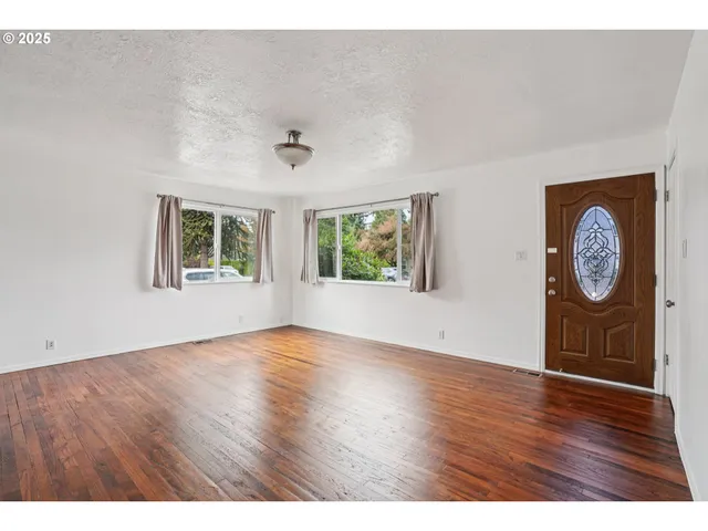 $439,900 | 8416 Northeast Wygant Street, Portland, OR 97220