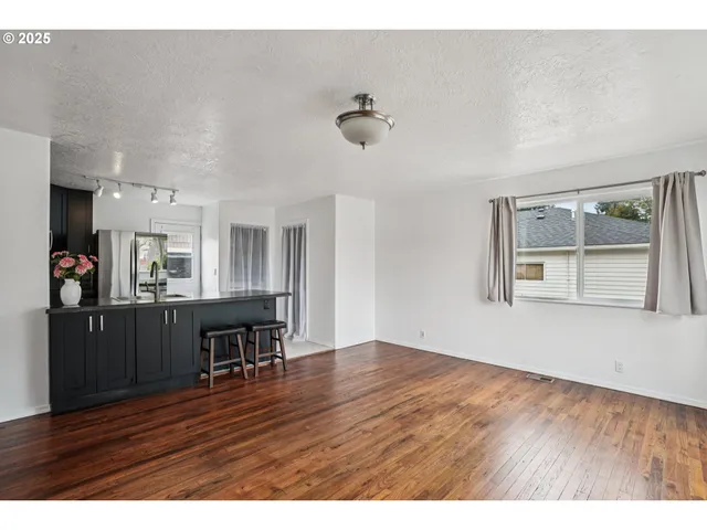 $439,900 | 8416 Northeast Wygant Street, Portland, OR 97220