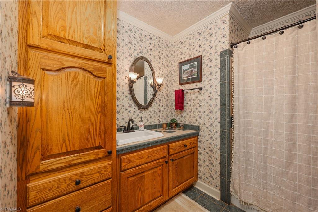 328 Oakgrove Road Asheboro, NC 27205 - Photo 30 of 47 Gallery Image 30