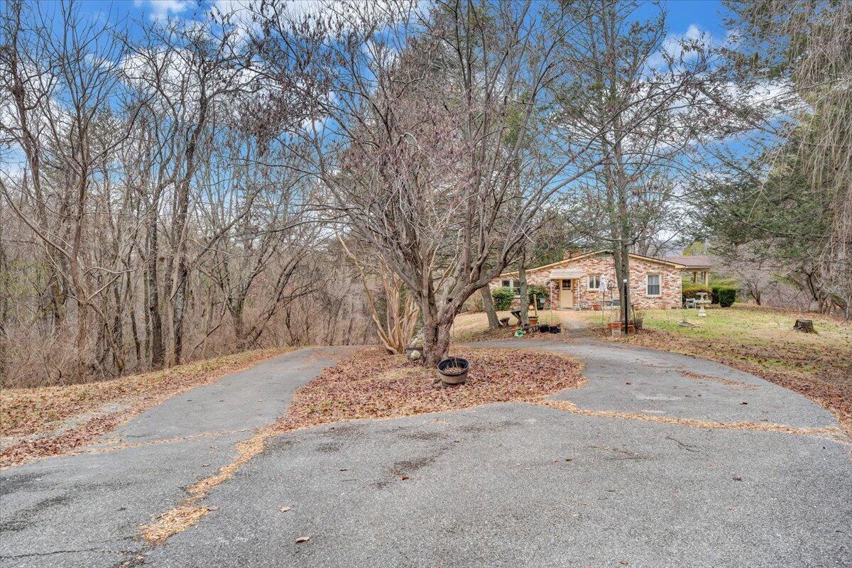143 Willow Spring Road Troutville, VA 24175 - Photo 11 of 12 33-MIB09122