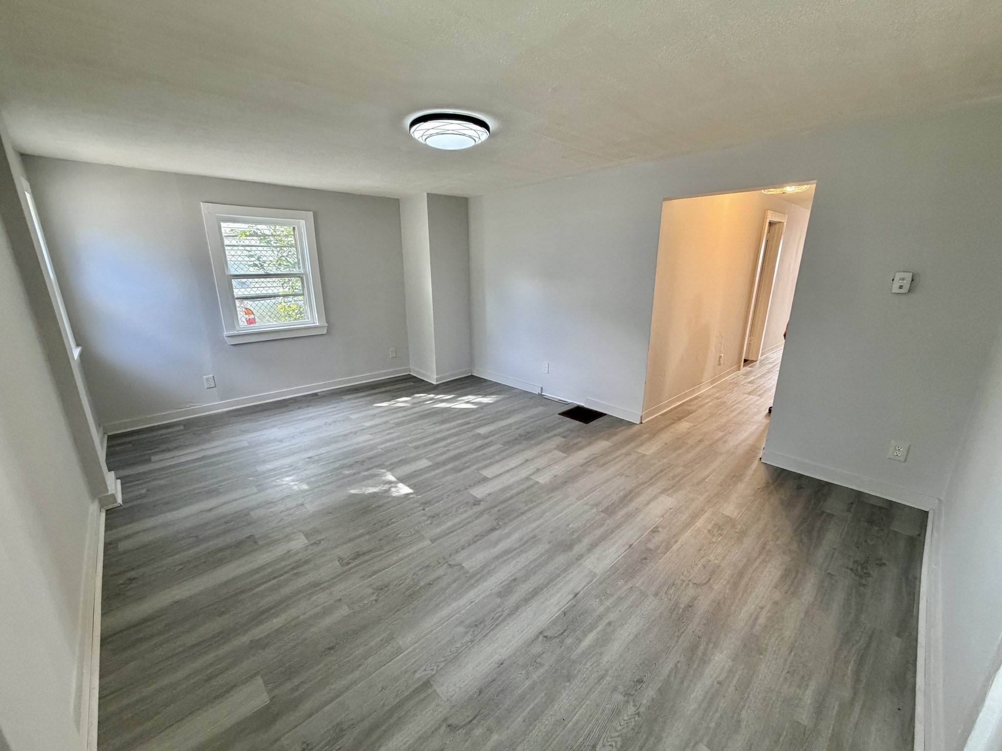 228-232 Eastern Avenue Springfield, MA 01109 - Photo 18 of 20 Gallery Image 18