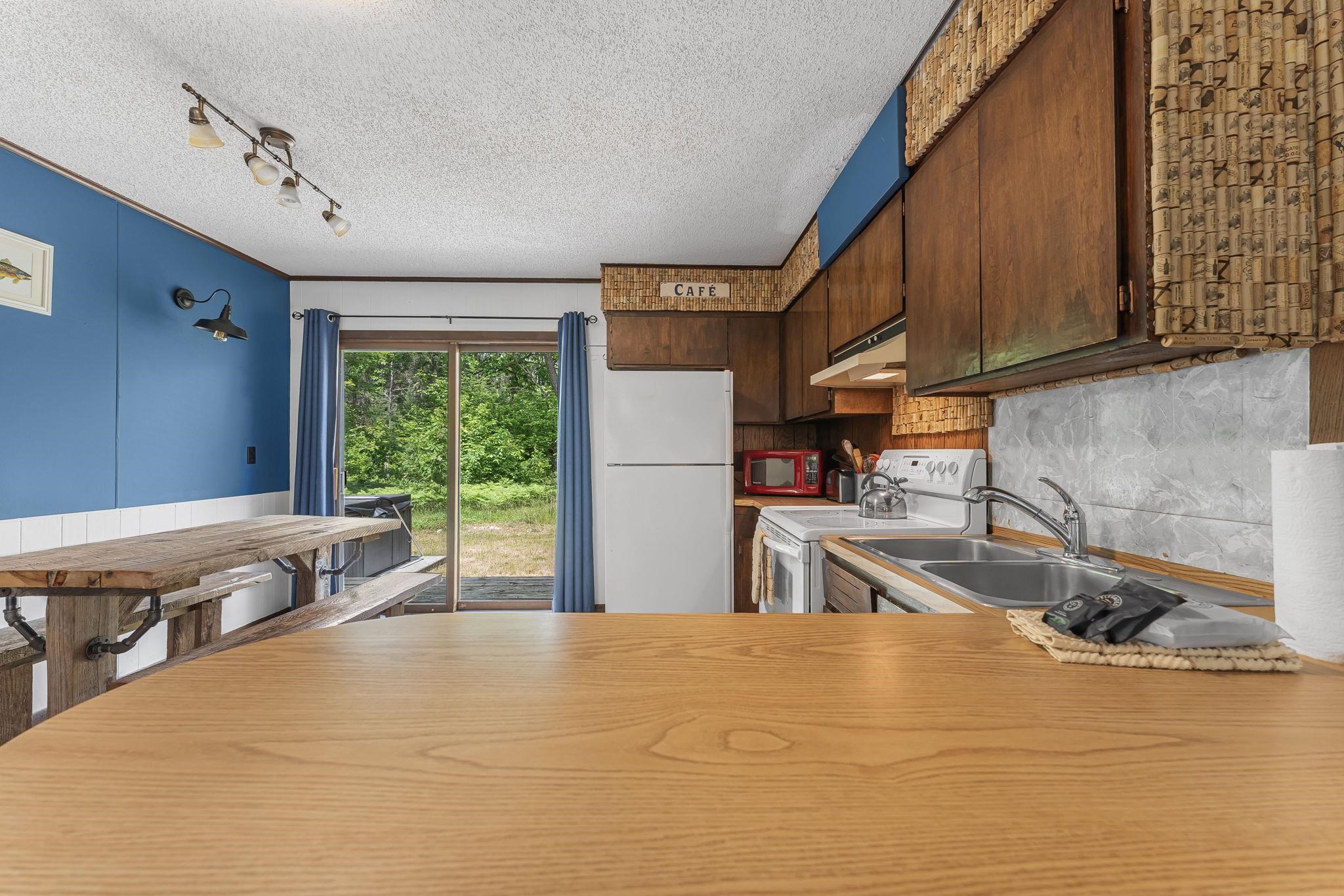 14764 Cinder Road Beulah, MI 49617 - Photo 23 of 43