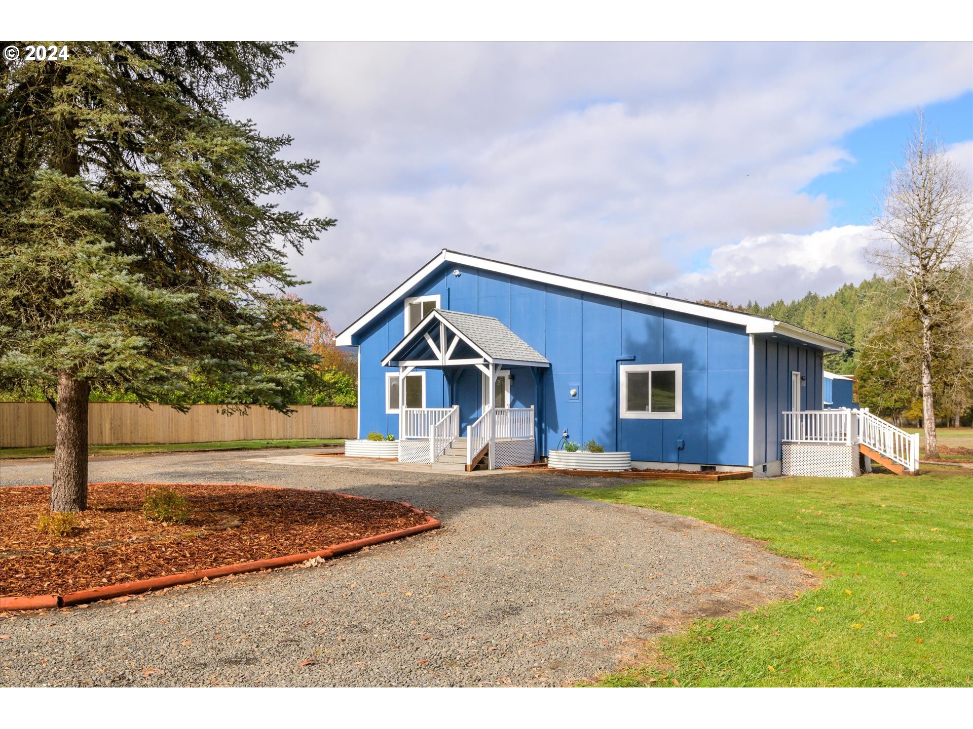 38941 Wendling Road Marcola, OR 97454 - Photo 4 of 43 Gallery Image 4