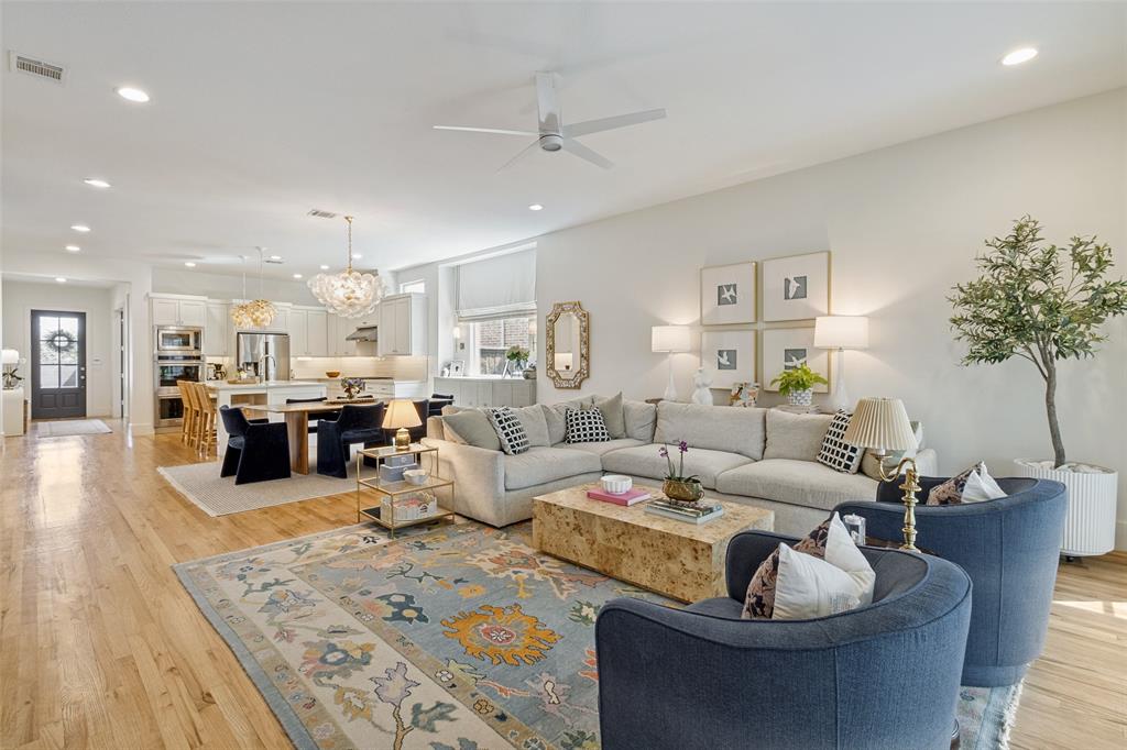 7533 Garonne Street Dallas, TX 75231 - Photo 10 of 32