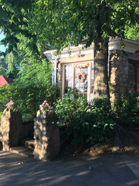 11 Ridgeway Avenue Providence, RI 02909 - Photo 9 of 47 GORGEOUS GAZEBO GREENERY