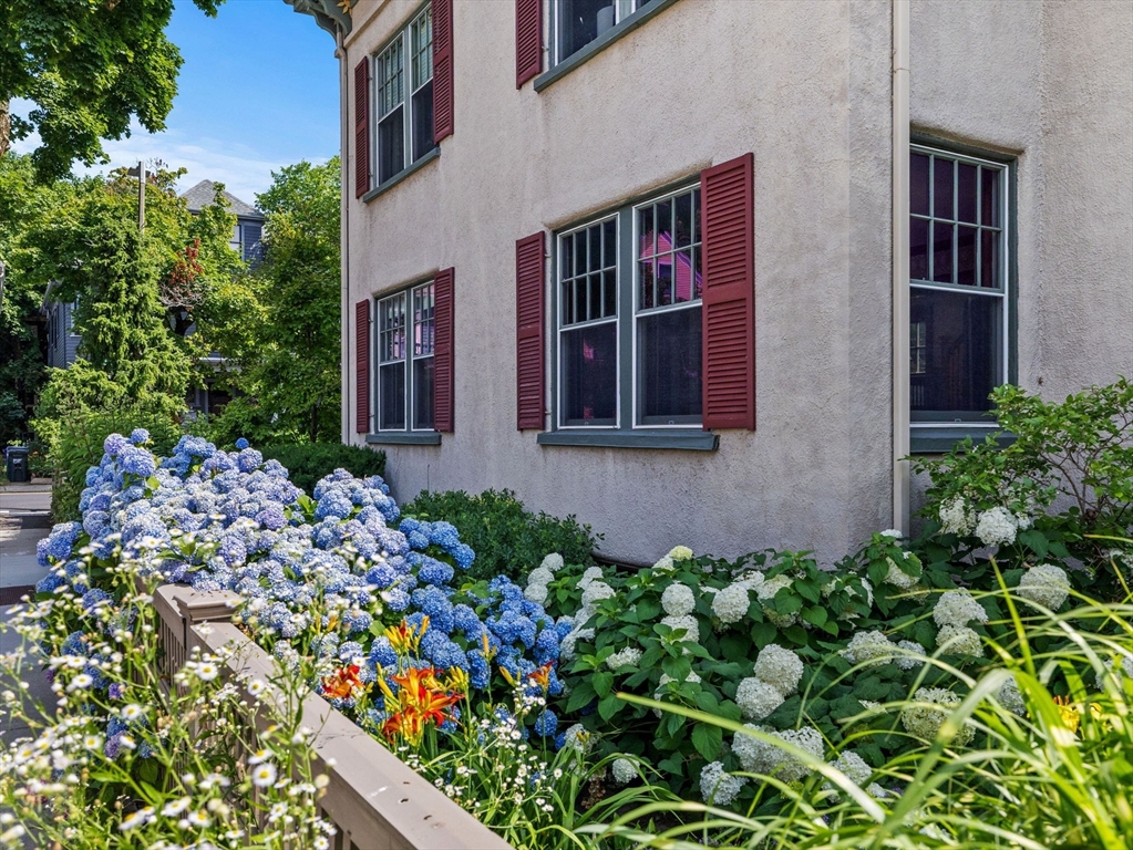 82 Perkins Street Boston, MA 02130 - Photo 28 of 31 front view of a house